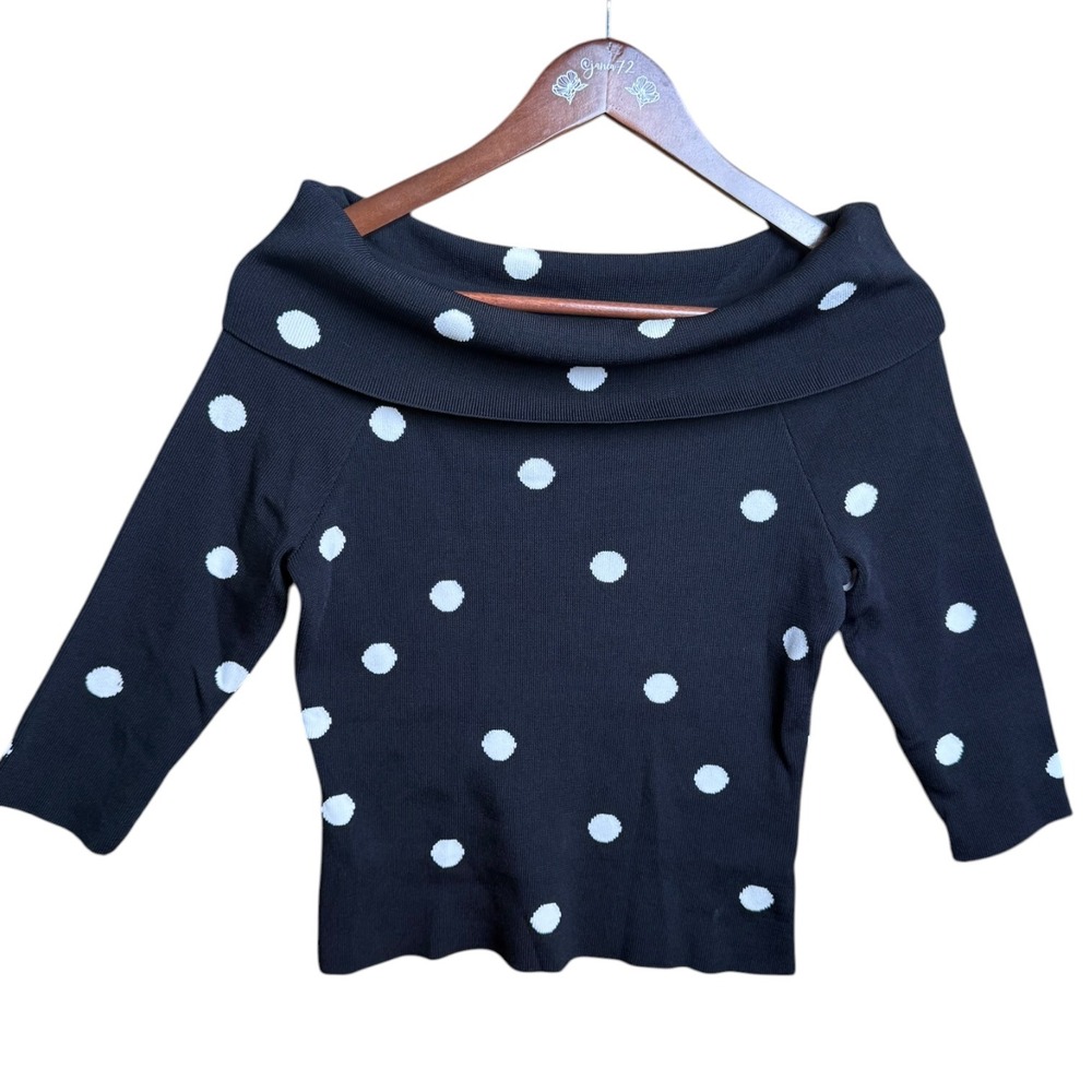 Cyrus Petite Medium (PM) Polka Dot Off-the-Shoulder Ribbed Sweater Quiet Luxury